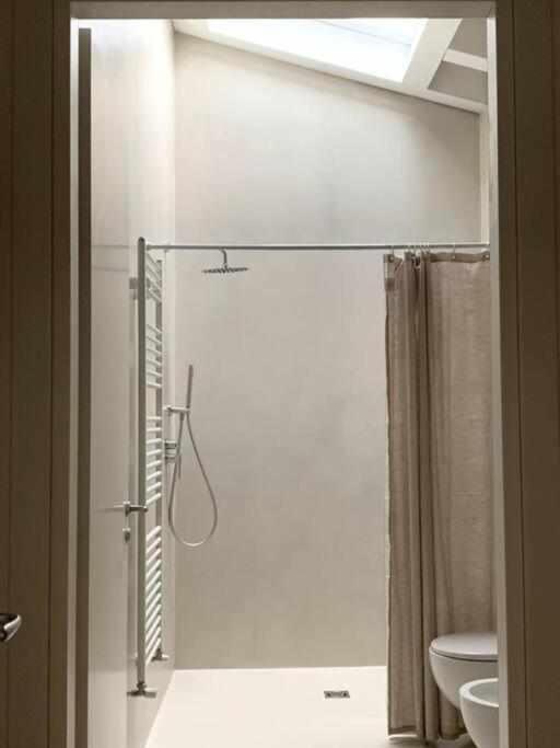 Waterfront Balcony I Grani 4 Resort Style Suite 利沃诺 外观 照片