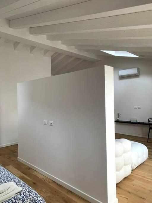 Waterfront Balcony I Grani 4 Resort Style Suite 利沃诺 外观 照片